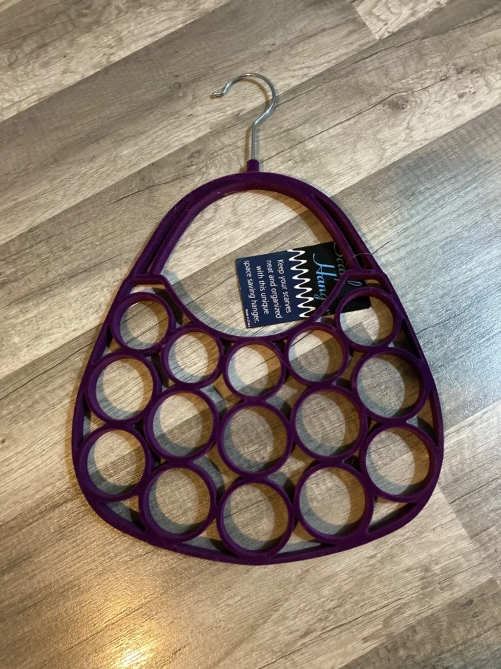 Scarf Hanger